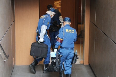 新宿のマンションで男性遺体　頭に複数の傷、遺棄容疑で男逮捕―警視庁